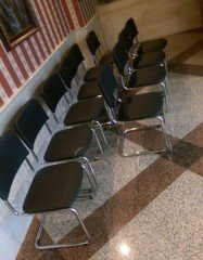 Офисный стул для посетителей Сильвия